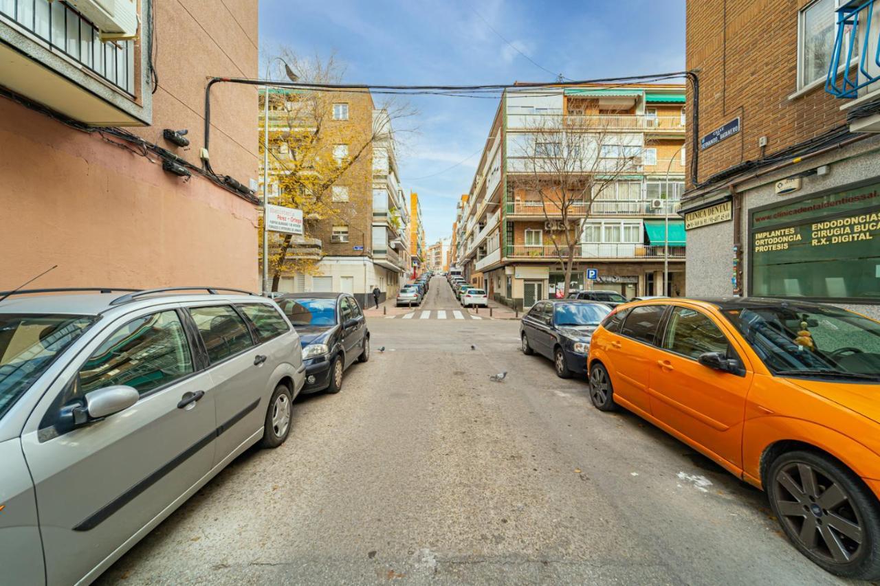 Edsam Madrid Apartments Black المظهر الخارجي الصورة