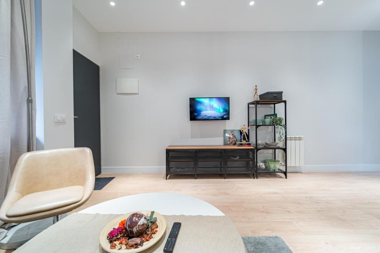 Edsam Madrid Apartments Black المظهر الخارجي الصورة