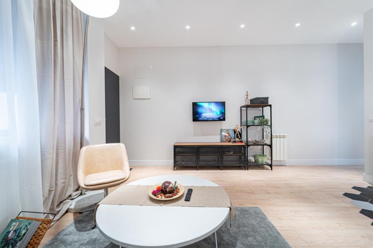Edsam Madrid Apartments Black المظهر الخارجي الصورة