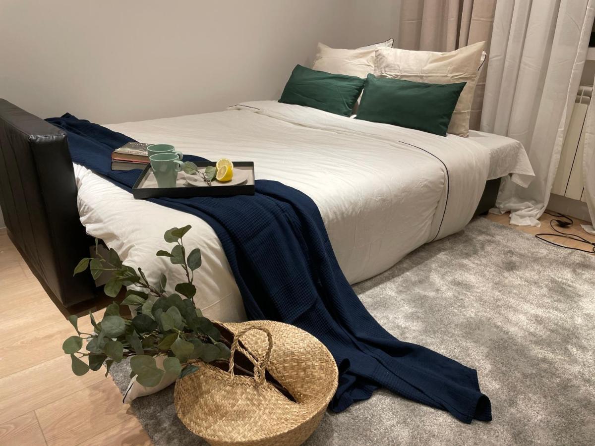 Edsam Madrid Apartments Black المظهر الخارجي الصورة